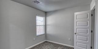 New Construction in Varenna Landing! Storm shelter and lawn care included! Gallery 19