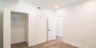 1420 POINT BREEZE Avenue Gallery 12