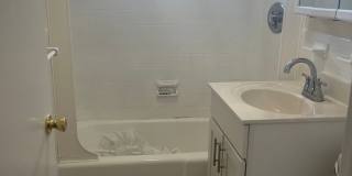 No Fee Massive 2 bed with New floors, kitchen and paint, AC VERY SUNNY!!  PARKING INCLUDED Gallery 14