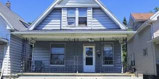 1136 Indiana Avenue Gallery 1