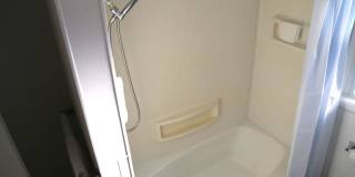 2bed/1bath with a shop Gallery 18