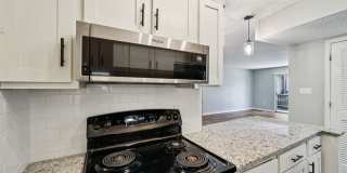 The Onyx Hoover Apartments Gallery 24