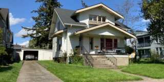 Spacious 4 Bedroom Home in the Lettered Streets Neighborhood! Gallery 1