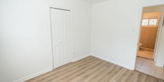 406 Essex Drive Gallery 28