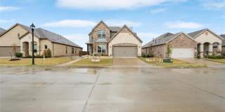 221 Tate Lane Gallery 1