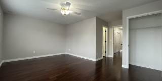 Grand 5 Bedroom Home Featuring 19ft Ceilings, Family Room & Main-Level Suite Gallery 55