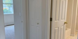 2 bedroom 1 bath duplex with garage! Gallery 11