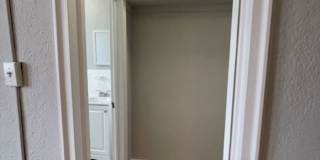 1916 R Street Gallery 19