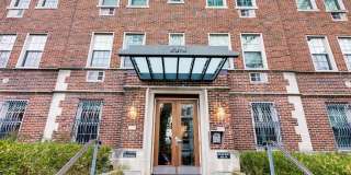 2010 KALORAMA Road NW unit: 402 Gallery 1