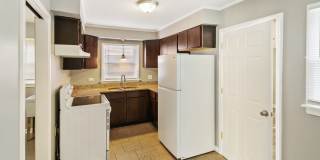 17306 Holmes Avenue Gallery 5