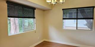 Lovely 3/2 in a great location! Gallery 9
