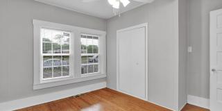 614 Alabama Avenue Gallery 16