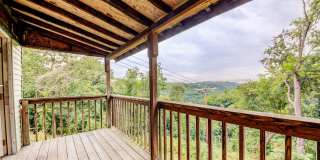 Available August 2026 - Renovated 2 Bedroom Home in Duquesne Heights! Gallery 14