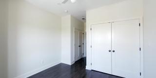 2677 ARAMINGO Avenue Gallery 24