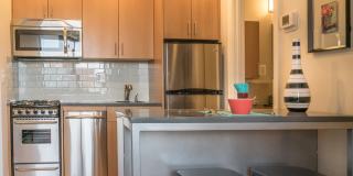 Sutton Plaza Apartments Sutton Plaza Apartments Gallery 1