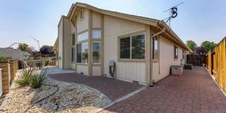 FULLY FURNISHED Sparks home with all utilities included and flexible lease options Gallery 45