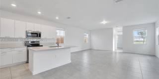 2300 NW 130th St Gallery 5