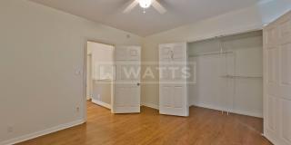 Charming 2BR/1BA Bungalow in Crestwood South Gallery 15