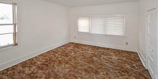 Inviting 4 Bed, 2 Bath in GU District! (GU Off-Campus Housing - Preleasing for June 2026) Gallery 12