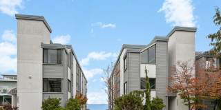 3053 Alki Avenue Southwest Gallery 56