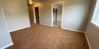 5 bedroom home with attached 3 car garage in Winchester Gallery 37