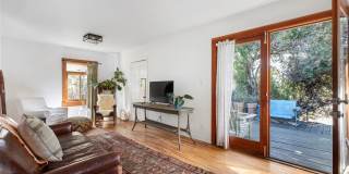 956 Vernon Gallery 6