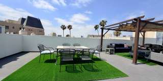 Vibrant Koreatown Living with Rooftop Pool & Spa - 620 S. Gramercy Place Gallery 25