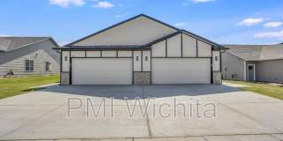 5238 N Cypress St Gallery 1