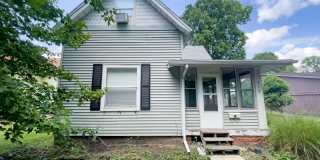 PRELEASING for AUGUST! Close to Campus Gallery 1