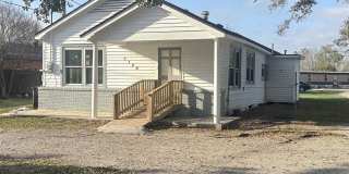 7158 Main St Gallery 1