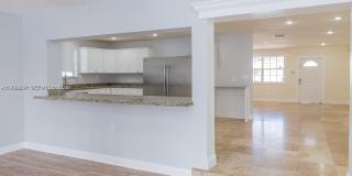 5520 Hayes St Gallery 9