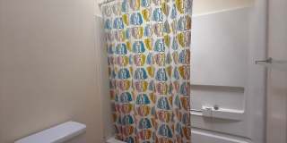 Airy two bedroom apartment in Railroad District | Available Now Gallery 16