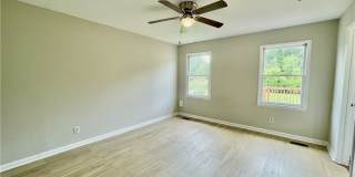6732 Vaughn Road Gallery 15