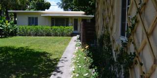 509 1/2 Southwest 20th Street Gallery 1