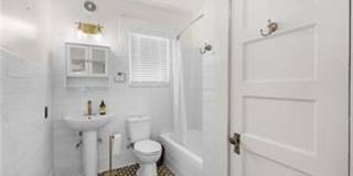 Historic Estate Home with Garage Apartment Gallery 13
