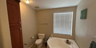 3 Bed, 2 Bath, 2 Car Garage Home For Rent Gallery 12