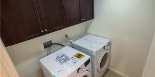 81 Waldorf Gallery 27