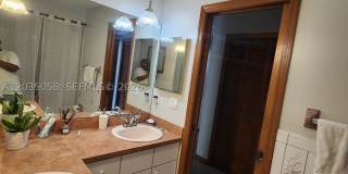 6101 Palmetto Dr Gallery 40