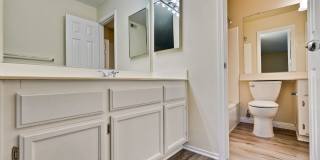 Cute One Bedroom Condo with Central AC and Heat. Cute One Bedroom Condo with Central AC and Heat. Gallery 27