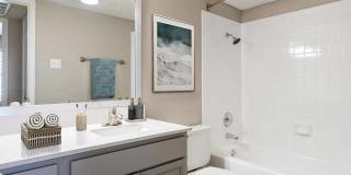 Knowlton Apartment Homes Gallery 4