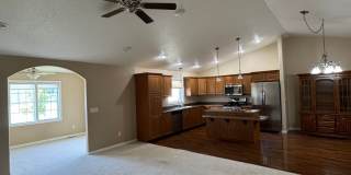 3 Bedroom Townhome Gallery 3