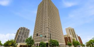 6700 South Shore Drive Gallery 1