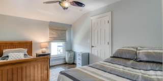 16 Abbott Avenue Gallery 33