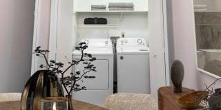 Creekside Square Apartments Gallery 3