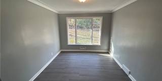 2540 Elm Street Gallery 5