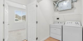 51st Street Apartments Gallery 32