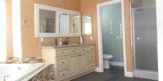Desert Shore Beautiful 4 Bedroom Home! Gallery 11