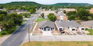 414 W Avenue C Gallery 22