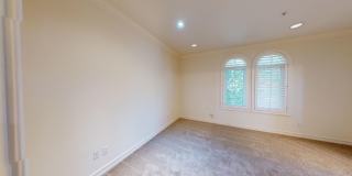 Spacious 4-bedroom 4.5 bath Home in a Gated Complex Gallery 44