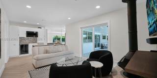 1001 NW 4th Ct Gallery 21